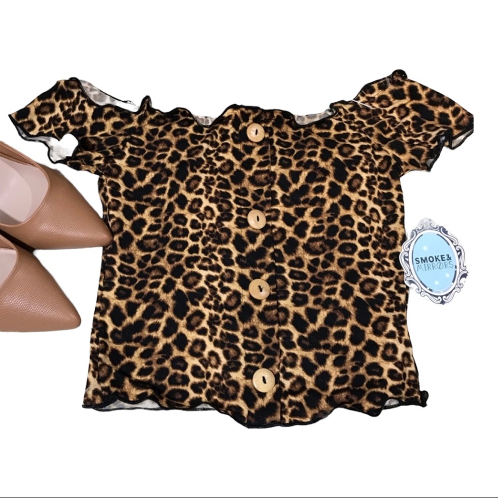 Smoke & Mirrors off shoulder crop Cheetah top small